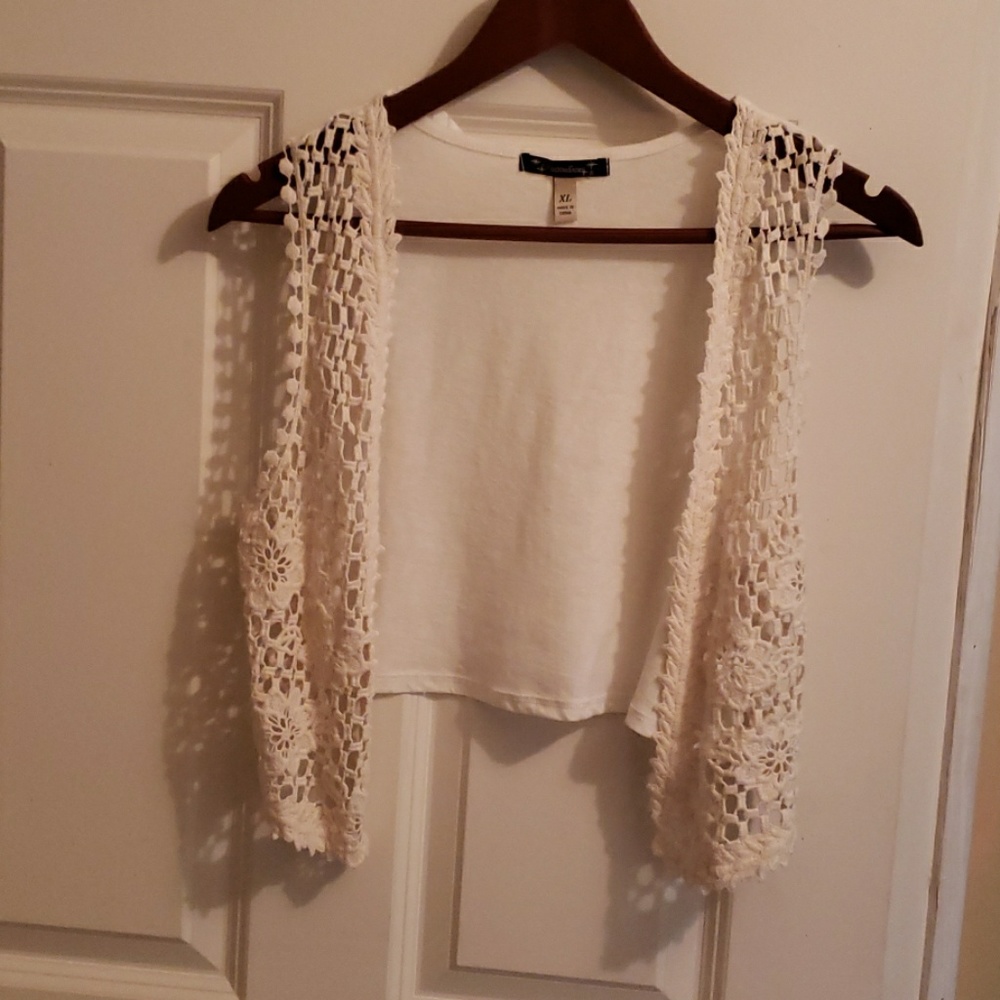 Girls crop vest